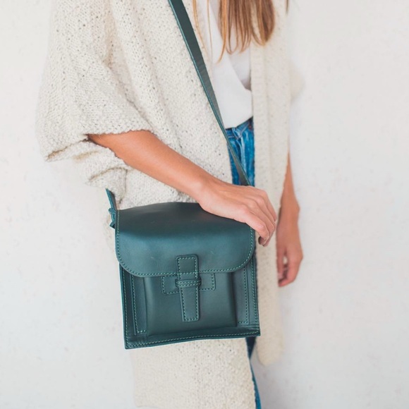 Agnes Baddoo CAMEL BROWN .5 sac crossbody: Brand new in dust bag: Gorgeous bag! - Picture 4 of 11